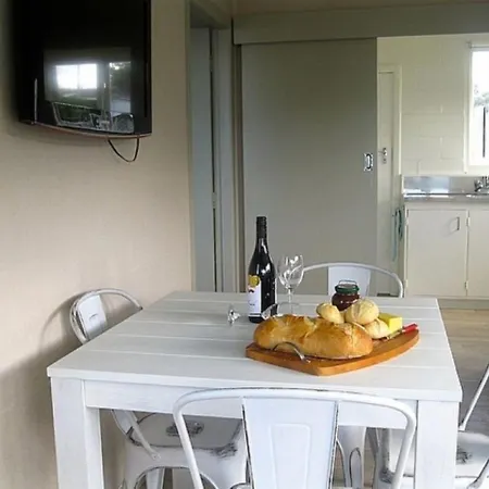 Hosts On The Coast Flaxmill Bay Motel Unit 4 Cooks Beach Exterior photo