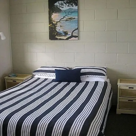Hosts On The Coast Flaxmill Bay Motel Unit 4 Cooks Beach Exterior photo
